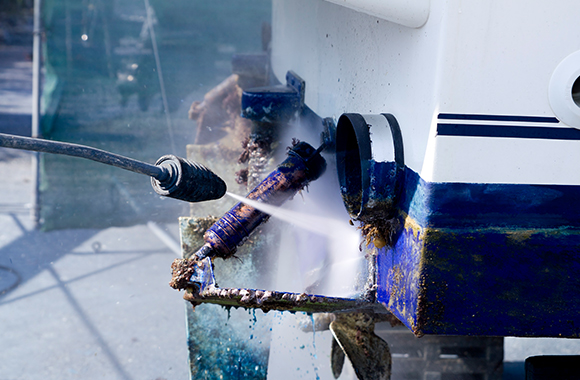 Boat Waxing in Palm Beach Shores, FL